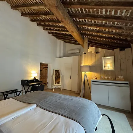 La Chapelle Sur La Sorgue Bed & Breakfast L'Isle-sur-la-Sorgue Exterior photo