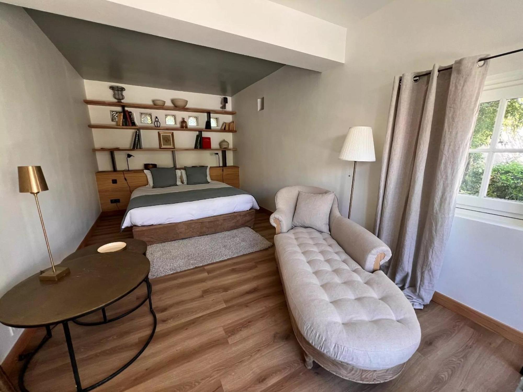 Bed & Breakfast La Chapelle Sur La Sorgue *
